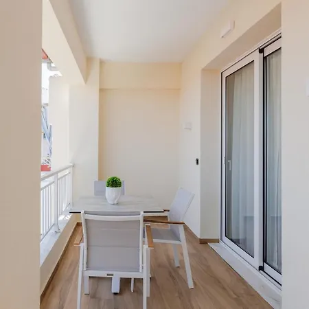 Kentro Luxury Suites Hanioti Exterior photo