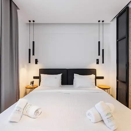 Kentro Luxury Suites Hanioti Exterior photo