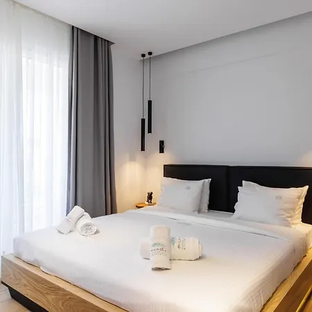 Kentro Luxury Suites Hanioti Exterior photo